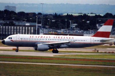 Image of aircraft registration OE-LBP - A A320-214 operated by Austrian Airlines