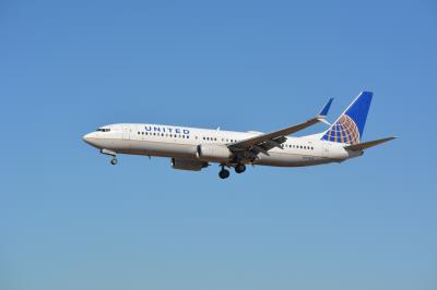 Photo of aircraft N77295 operated by United Airlines