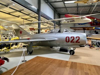 Photo of aircraft 712 (022 red) operated by Luftfahrt Museum Laatzen