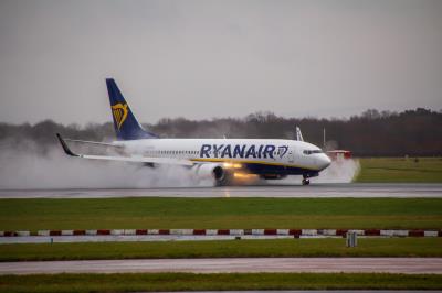 Photo of aircraft G-RUKH operated by Ryanair UK