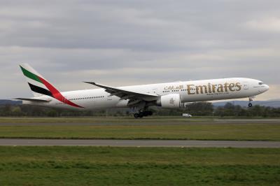 Photo of aircraft A6-ECZ operated by Emirates