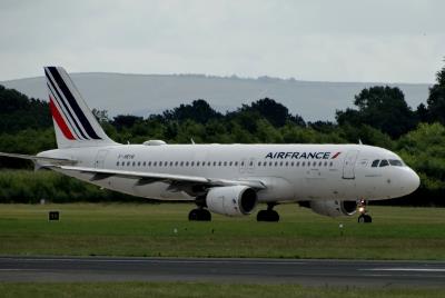 Photo of aircraft F-HEPB operated by Air France