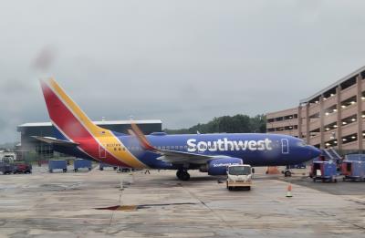 Photo of aircraft N237WN operated by Southwest Airlines