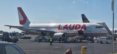 Photo of aircraft 9H-LOR operated by Lauda Europe