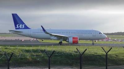 Photo of aircraft EI-SIC operated by SAS Scandinavian Airlines Connect