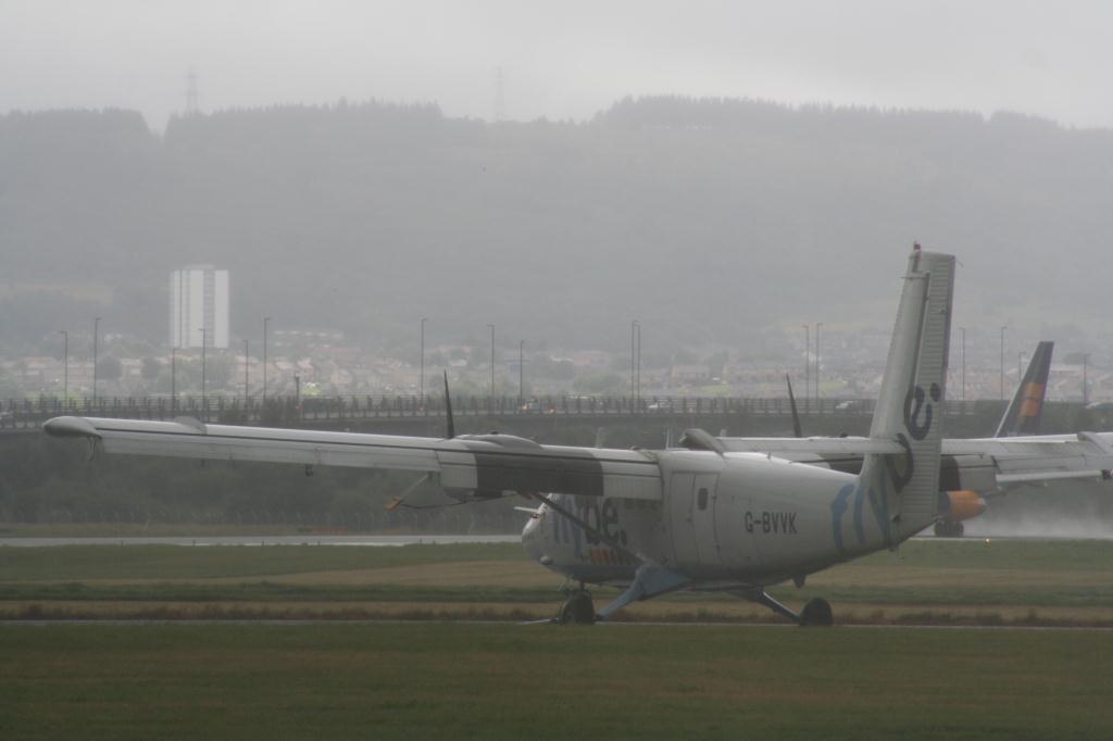 Photo of aircraft G-BVVK operated by Flybe