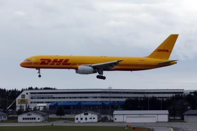 Image of aircraft registration G-DHKZ - A 757-236 operated by DHL Air
