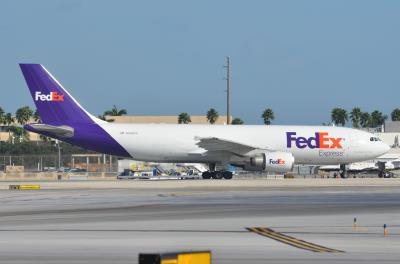 Photo of aircraft N680FE operated by Federal Express (FedEx)