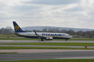 Photo of aircraft EI-DYB operated by Ryanair