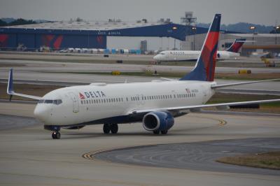 Photo of aircraft N815DN operated by Delta Air Lines