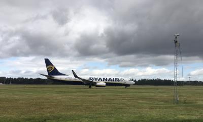 Photo of aircraft EI-EMF operated by Ryanair