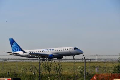 Photo of aircraft N618UX operated by United Express