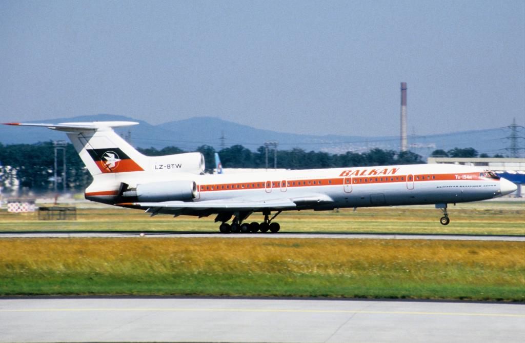 Photo of aircraft LZ-BTW operated by Balkan - Bulgarian Airlines