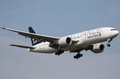 Photo of aircraft N78017 operated by United Airlines