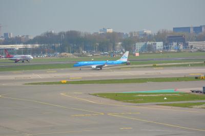 Photo of aircraft PH-EXJ operated by KLM Cityhopper
