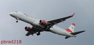 Image of aircraft registration OE-LWD - A ERJ-195-LR (ERJ-190-200 LR) operated by Austrian Airlines