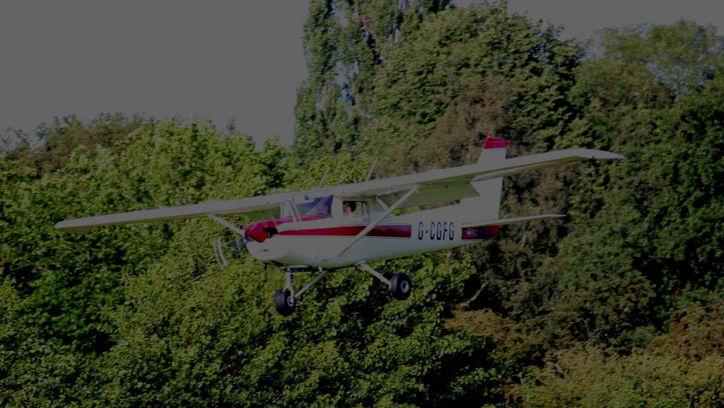 Photo of aircraft G-CGFG operated by Upperstack Ltd