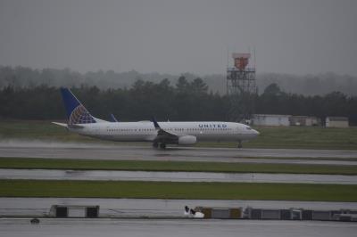 Photo of aircraft N37420 operated by United Airlines