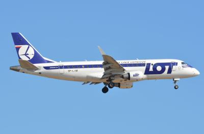 Photo of aircraft SP-LIM operated by LOT - Polish Airlines