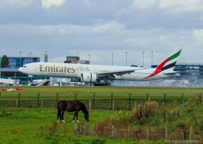 Photo of aircraft A6-ENU operated by Emirates