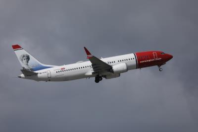 Photo of aircraft SE-RTB operated by Norwegian Air Sweden