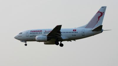 Photo of aircraft TS-IOM operated by Tunisair