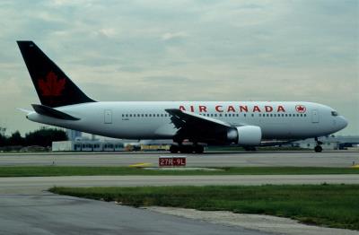 Photo of aircraft C-GAVC operated by Air Canada