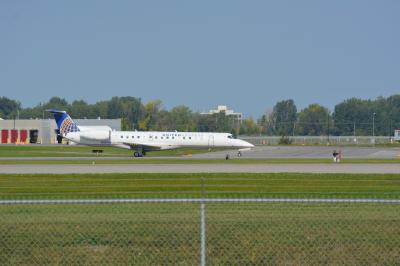 Photo of aircraft N15986 operated by ExpressJet Airlines