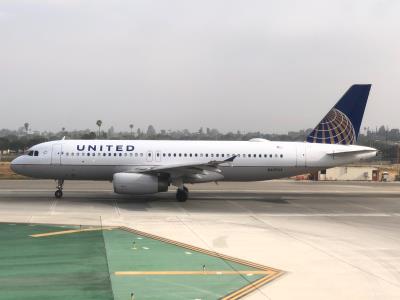 Image of aircraft registration N405UA - A A320-232 operated by United Airlines