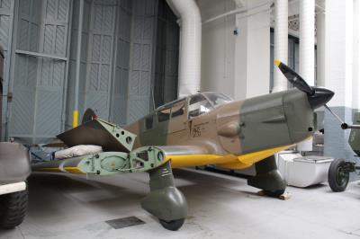 Photo of aircraft G-ALCK (LZ766) operated by Imperial War Museum Duxford