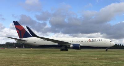 Photo of aircraft N198DN operated by Delta Air Lines