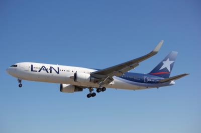 Photo of aircraft CC-CXI operated by LATAM Airlines Chile