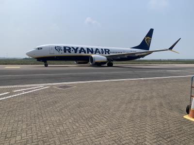 Photo of aircraft EI-HGT operated by Ryanair