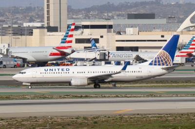 Image of aircraft registration N33286 - A 737-824(WL) operated by United Airlines