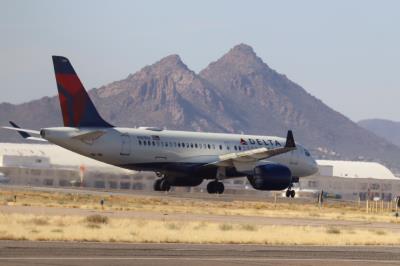 Photo of aircraft N101DU operated by Delta Air Lines