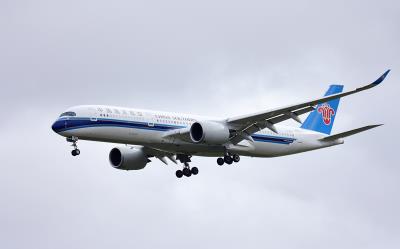 Photo of aircraft B-30EA operated by China Southern Airlines