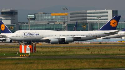 Photo of aircraft D-ABTF operated by Lufthansa