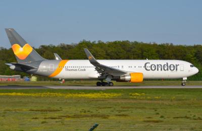 Image of aircraft registration D-ABUZ - A 767-330(ER)(WL) operated by Condor