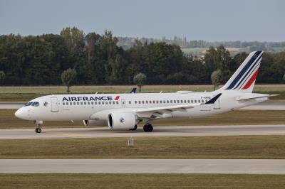 Photo of aircraft F-HPNB operated by Air France