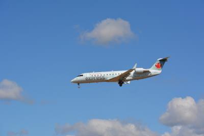 Photo of aircraft C-GKEJ operated by Air Canada Regional