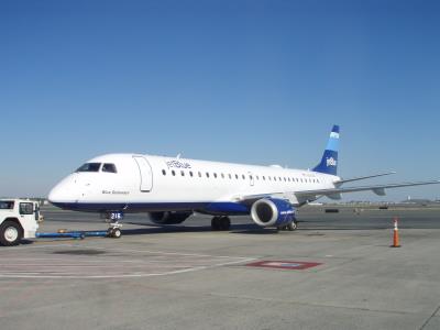 Image of aircraft registration N216JB - A ERJ-190AR (ERJ-190-100 IGW) operated by JetBlue Airways