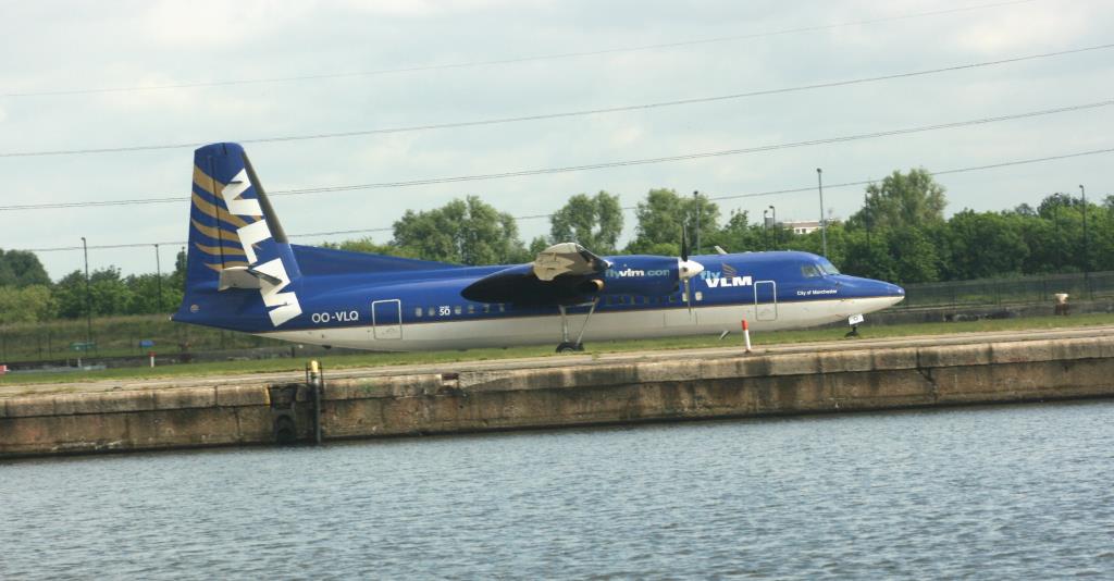 Photo of aircraft OO-VLQ operated by VLM