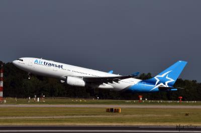 Photo of aircraft C-GTSI operated by Air Transat