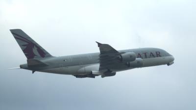Photo of aircraft A7-APE operated by Qatar Airways