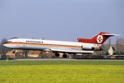 Image of aircraft registration YU-AKH - A 727-2L8 operated by Aviogenex