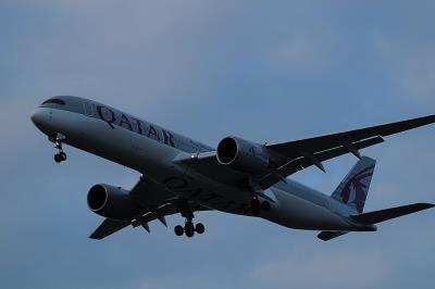 Photo of aircraft A7-ALR operated by Qatar Airways