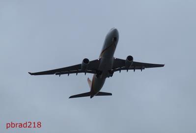 Photo of aircraft B-8015 operated by Hainan Airlines