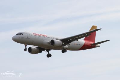 Photo of aircraft EC-IZH operated by Iberia