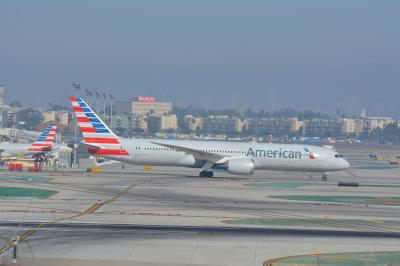 Image of aircraft registration N831AA - A 787-9 Dreamliner operated by American Airlines
