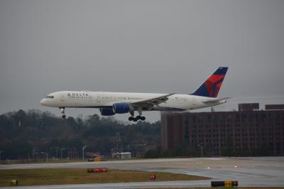 Photo of aircraft N683DA operated by Delta Air Lines